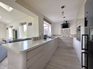 Photo 1- click for photo gallery